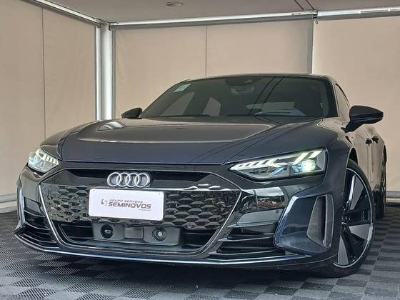 AUDI RS E-TRON GT ELÉTRICO QUATTRO AUDI RS E-TRON GT ELÉTRICO QUATTRO